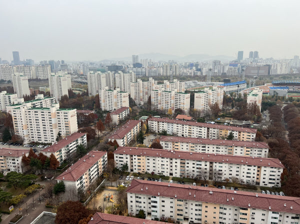 [땅집고] 서울 서남권 최대 재건축 사업지 양천구 목동신시가지 아파트 단지 전경. /강태민 기자