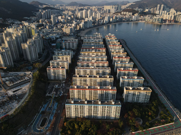 [땅집고] 부산광역시 수영구 남천동 삼익비치아파트. /조선DB