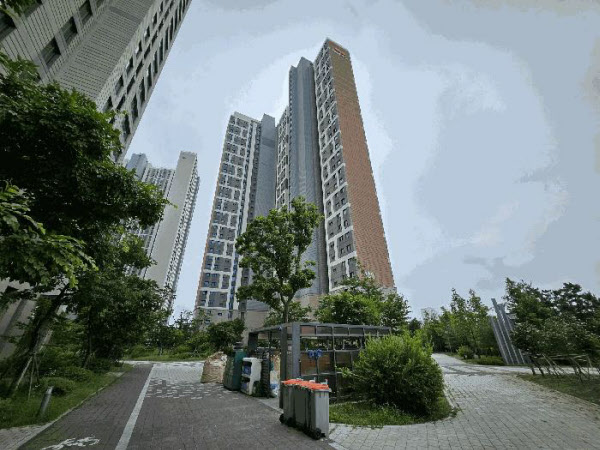 [땅집고] 오는 9월 30일 입찰을 진행하는 인천 연수구 송도동 '이편한세상송도'. / 땅집고옥션