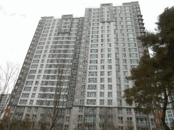 [땅집고] 오는 10월 1일 입찰을 진행하는 인천 서구 가정동 '루원제일풍경채' 1층. / 땅집고옥션